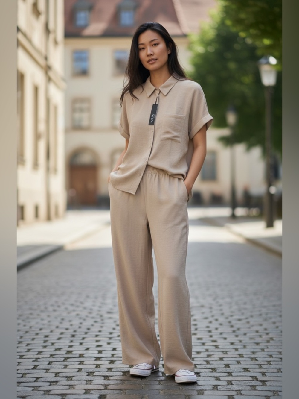 Elegant Women's Tan Wide Leg Pants Set. New!